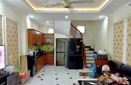 GIẢM CHÀO 500 TRIỆU – BÁN NHÀ LÔ GÓC PHỐ NGUYỄN KHUYẾN HÀ ĐÔNG, 38M2, 4 TẦNG. GIÁ 4 TỶ 8.